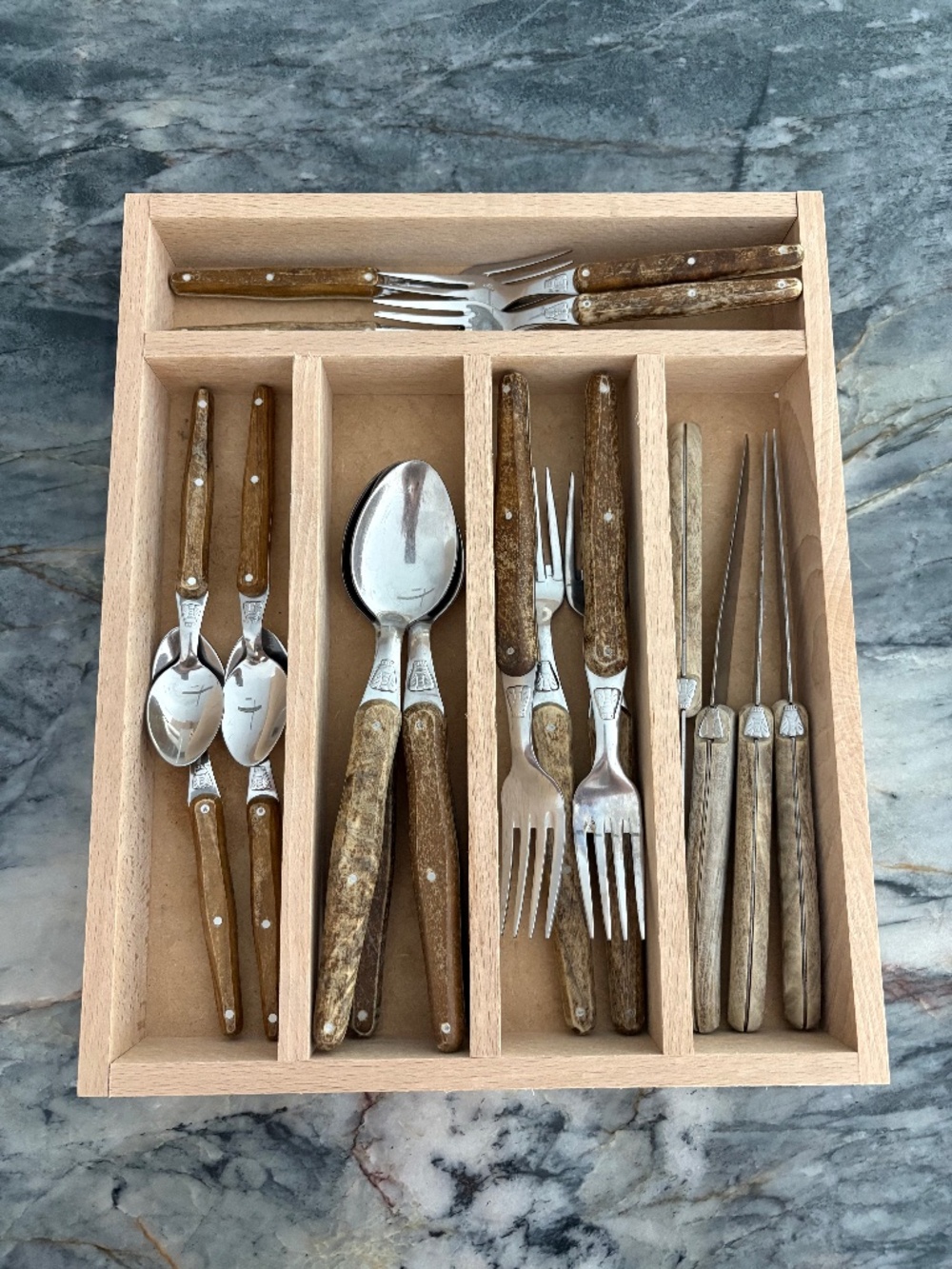 Jean Dubost Laguiole Flatware Set 20 Pc Olive Wood Handles Made in France Box